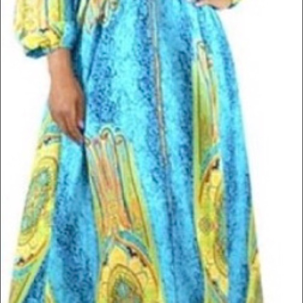 Flowing dress